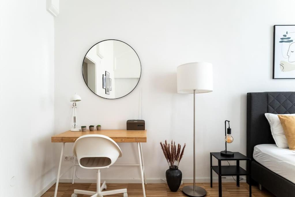 Appartement Neat Steps To Center By Hm *
